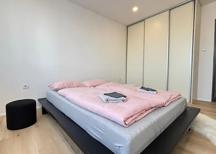 Kompletne Zariadeny 3 Izbovy *