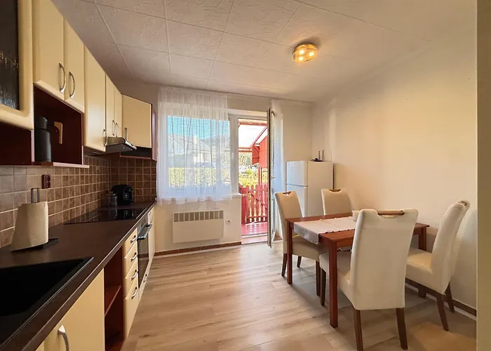 Kompletne Zariadeny 3 Izbovy Bela (Zilinsky kraj)