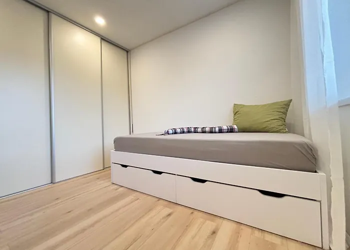 Apartment Kompletne Zariadeny 3 Izbovy *