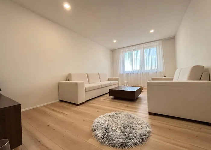 Kompletne Zariadeny 3 Izbovy *